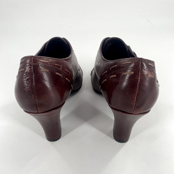 Aerosoles Soto Album Pumps Womens Sz 9 Brown Leather Buckle Whipstitch Cap Toe - Picture 9 of 11